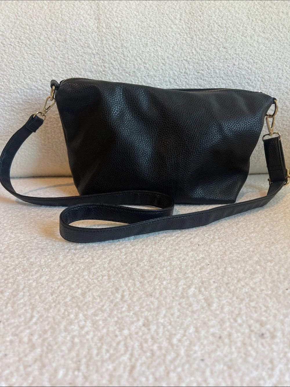 BCBG Pebbled Black Leather Crossbody with Gold Plaque Adjustable Strap Purse